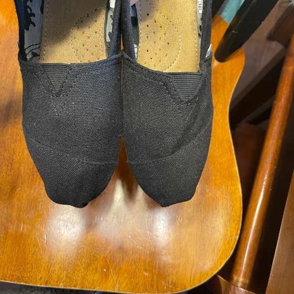 TOMS women’s shoes - Picture 5 of 7